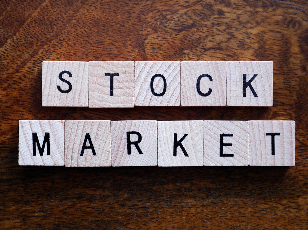 Shares to Buy Today: Chandan Taparia Recommends HPCL, Ashok Leyland & Jindal Steel on Feb 3, 2026