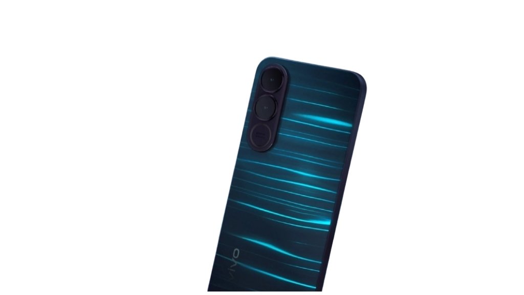 Vivo V70 FE Launches With 200MP Camera