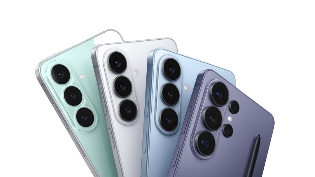 Samsung Galaxy S26 FE हुआ लॉन्च: 6.7-इंच AMOLED डिस्प्ले, 4,900mAh बैटरी और Galaxy AI के साथ आया नया Fan Edition फोन 1 Samsung Galaxy S26 FE:
